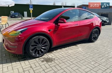 Внедорожник / Кроссовер Tesla Model Y 2023 в Киеве