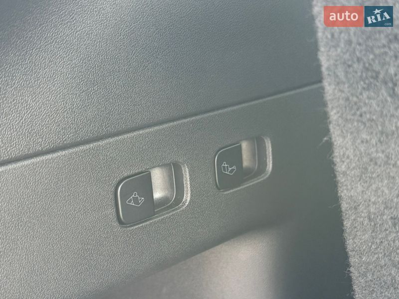 Внедорожник / Кроссовер Tesla Model Y 2022 в Хмельницком фото 19 Внедорожник / Кроссовер Tesla Model Y 2022 в Хмельницком