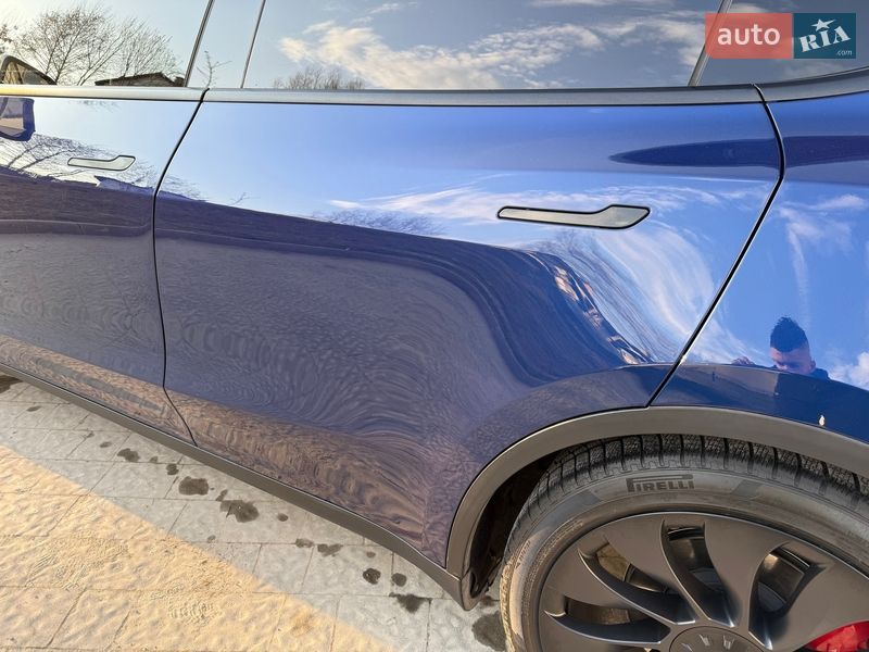 Позашляховик / Кросовер Tesla Model Y 2021 в Львові