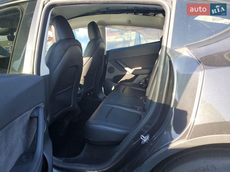 Позашляховик / Кросовер Tesla Model Y 2024 в Запоріжжі фото 34 Позашляховик / Кросовер Tesla Model Y 2024 в Запоріжжі