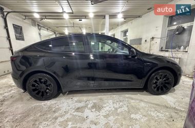 Внедорожник / Кроссовер Tesla Model Y 2024 в Киеве