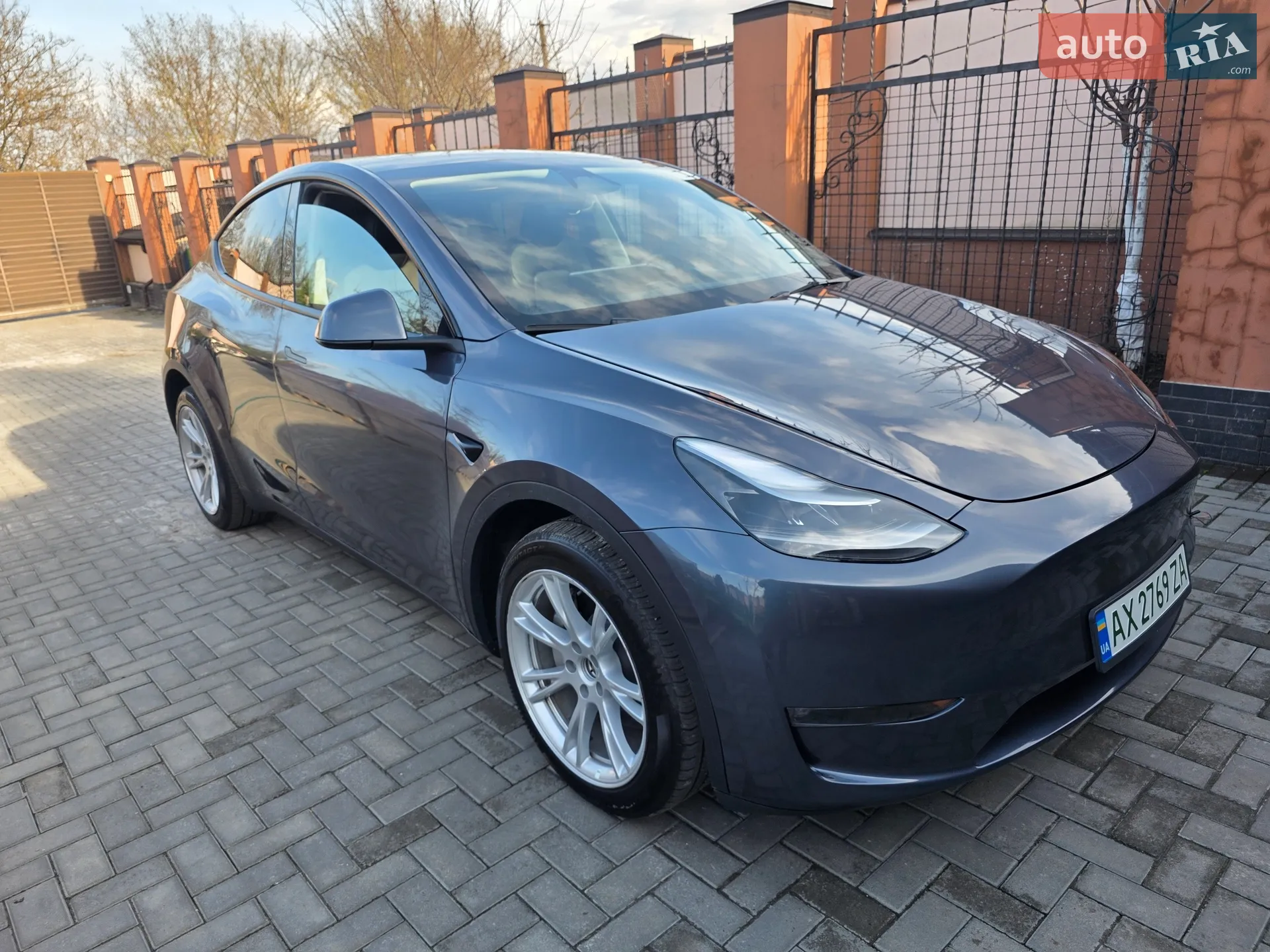 2023 Tesla Model Y - мініатюра 4