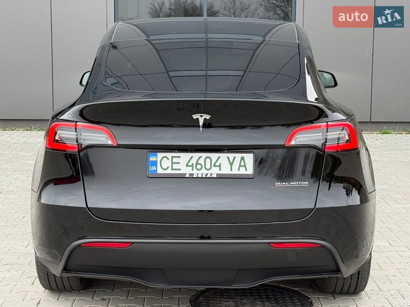 Позашляховик / Кросовер Tesla Model Y 2024 в Чернівцях фото 6 Позашляховик / Кросовер Tesla Model Y 2024 в Чернівцях