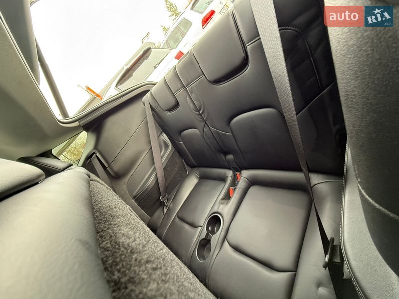 Позашляховик / Кросовер Tesla Model Y 2024 в Чернівцях фото 25 Позашляховик / Кросовер Tesla Model Y 2024 в Чернівцях