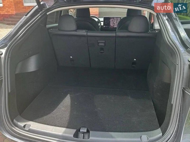 Внедорожник / Кроссовер Tesla Model Y 2022 в Одессе