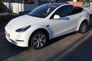 Внедорожник / Кроссовер Tesla Model Y 2024 в Днепре