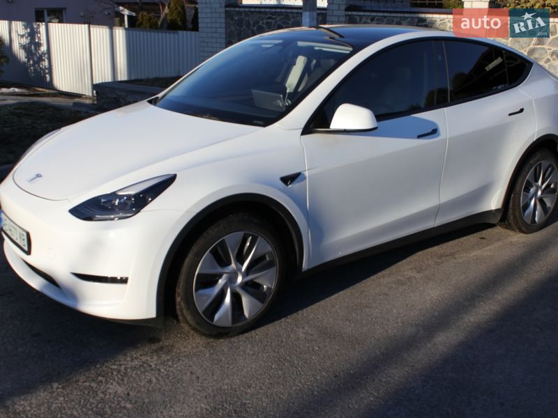 Внедорожник / Кроссовер Tesla Model Y 2024 в Днепре фото 20 Внедорожник / Кроссовер Tesla Model Y 2024 в Днепре