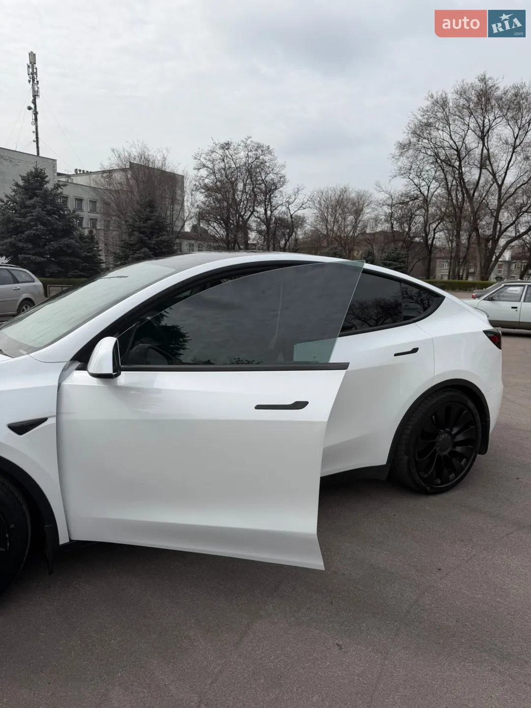 2022 Tesla Model Y - мініатюра 12