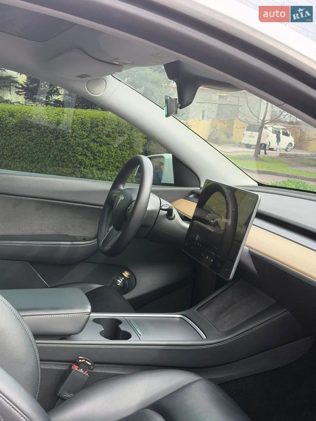 2022 Tesla Model Y - мініатюра 23