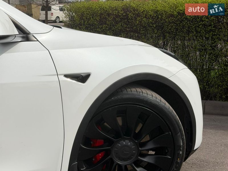 Внедорожник / Кроссовер Tesla Model Y 2022 в Каменском
