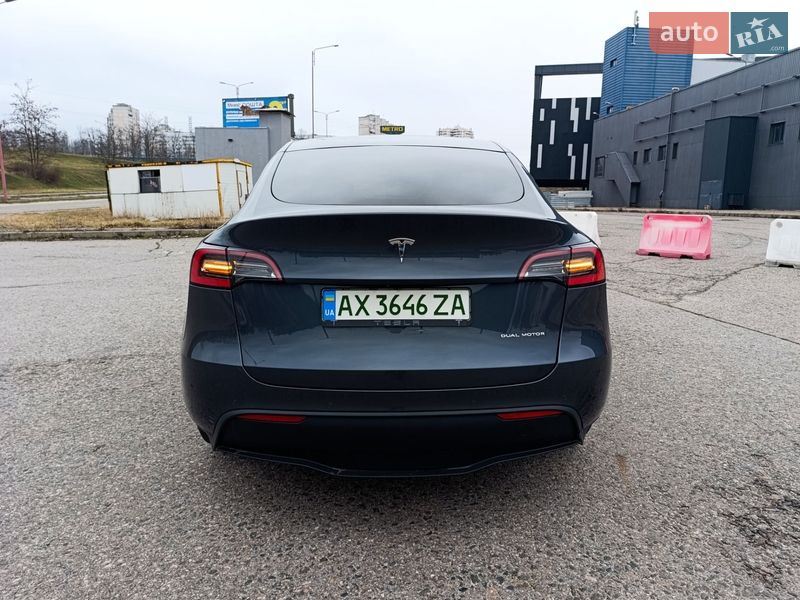 Позашляховик / Кросовер Tesla Model Y 2020 в Харкові
