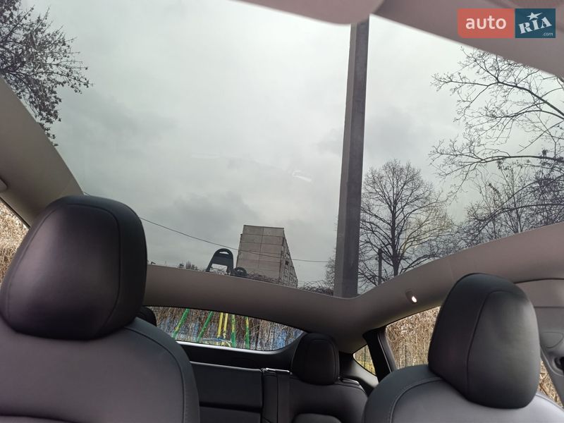 Позашляховик / Кросовер Tesla Model Y 2020 в Харкові