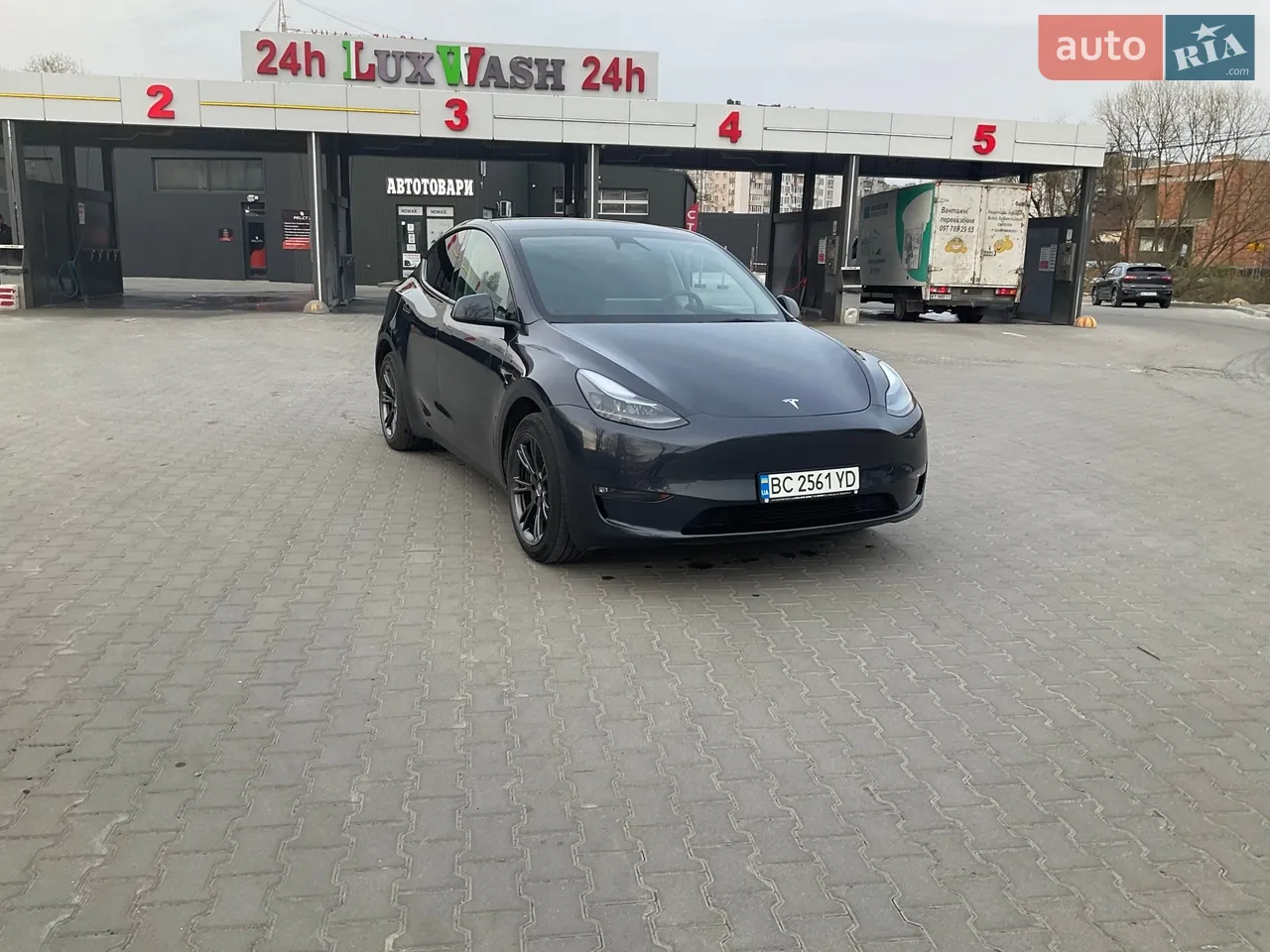 2024 Tesla Model Y - мініатюра 50