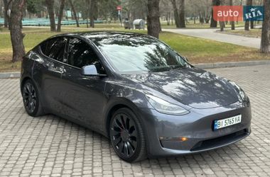 Внедорожник / Кроссовер Tesla Model Y 2023 в Кременчуге