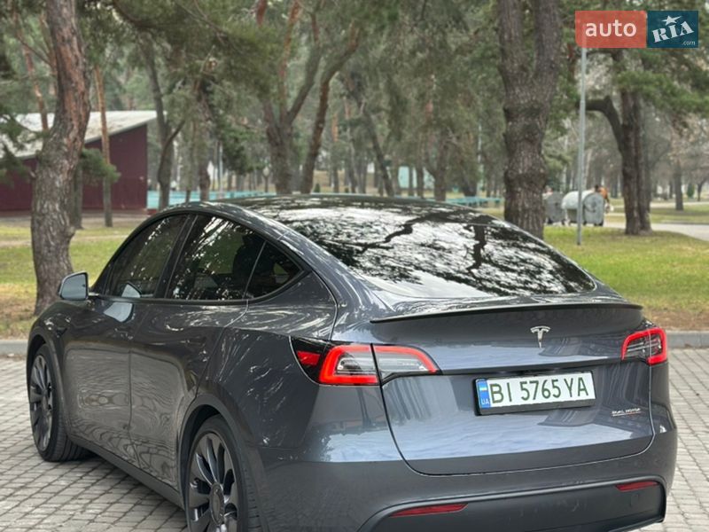Позашляховик / Кросовер Tesla Model Y 2023 в Кременчуці фото 24 Позашляховик / Кросовер Tesla Model Y 2023 в Кременчуці