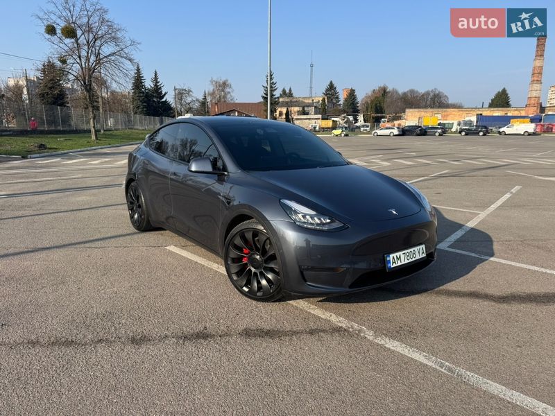 Tesla Model Y 2020