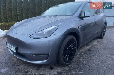 Внедорожник / Кроссовер Tesla Model Y 2024 в Киеве