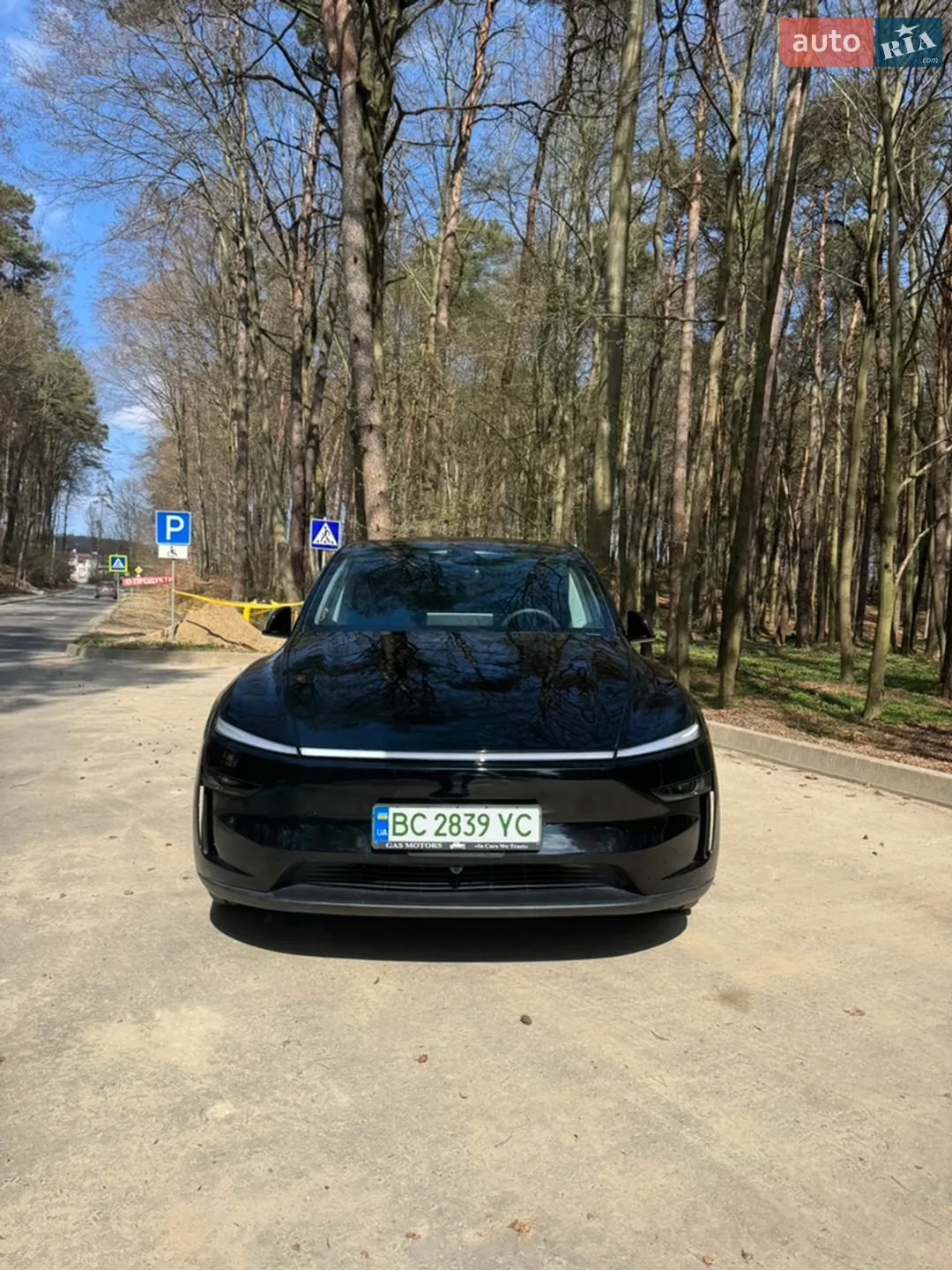 2025 Tesla Model Y - мініатюра 2