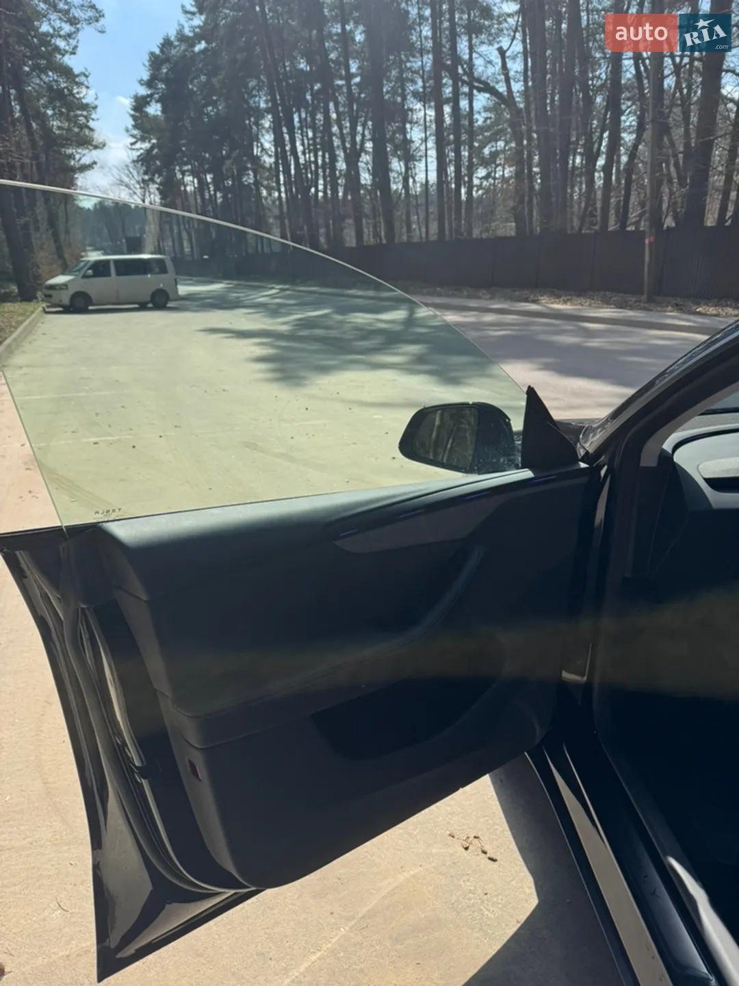 2025 Tesla Model Y - мініатюра 12