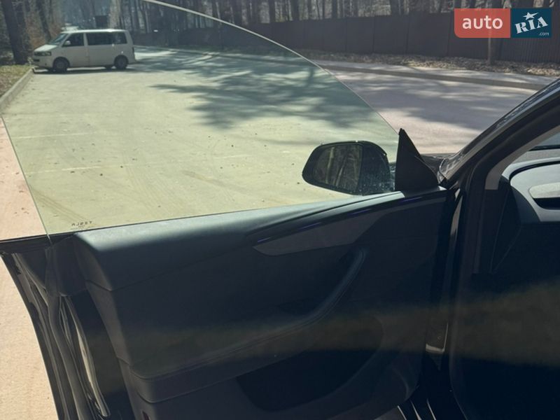Внедорожник / Кроссовер Tesla Model Y 2025 в Львове