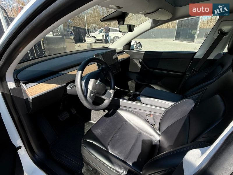 Внедорожник / Кроссовер Tesla Model Y 2020 в Киеве фото 14 Внедорожник / Кроссовер Tesla Model Y 2020 в Киеве