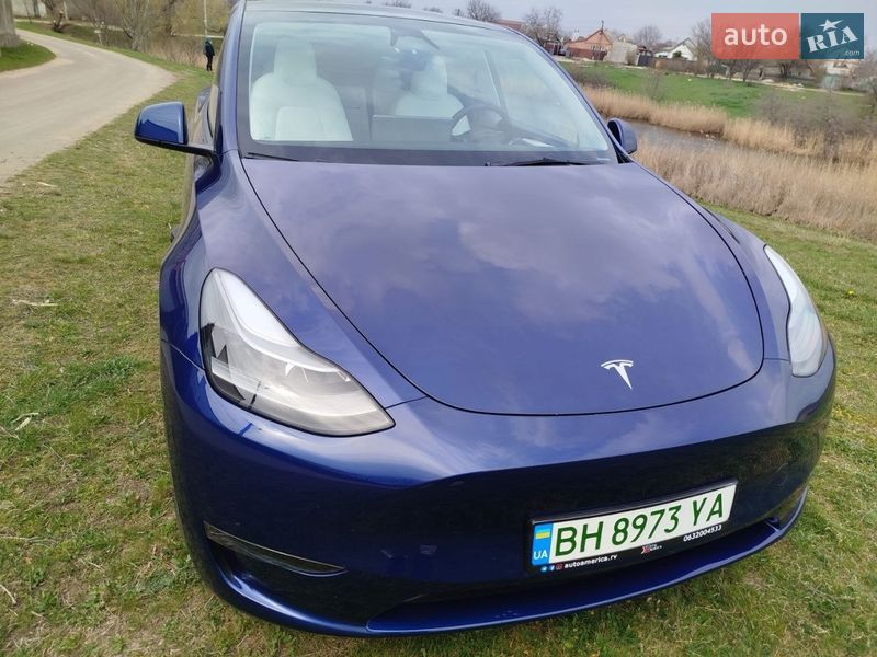 Внедорожник / Кроссовер Tesla Model Y 2024 в Одессе