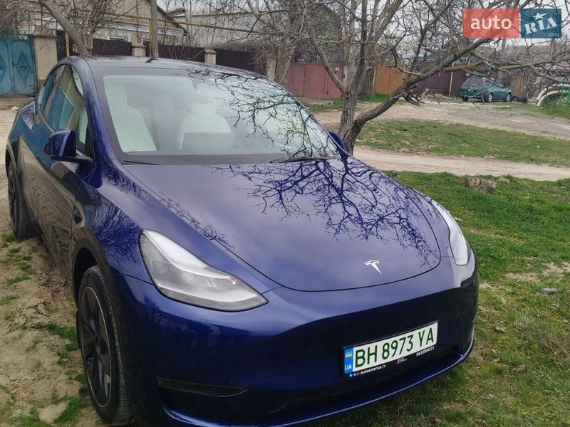 Внедорожник / Кроссовер Tesla Model Y 2024 в Одессе