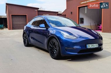 Позашляховик / Кросовер Tesla Model Y 2020 в Рівному