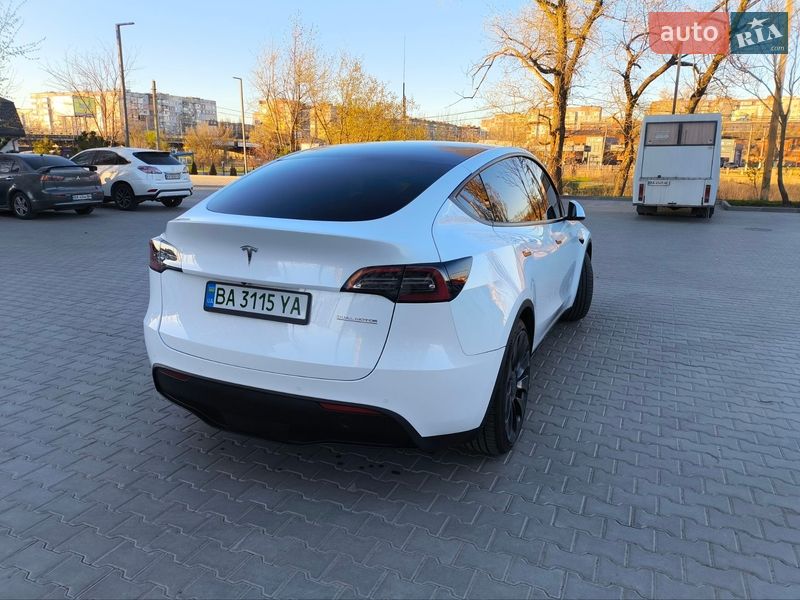 Позашляховик / Кросовер Tesla Model Y 2022 в Кропивницькому фото 12 Позашляховик / Кросовер Tesla Model Y 2022 в Кропивницькому