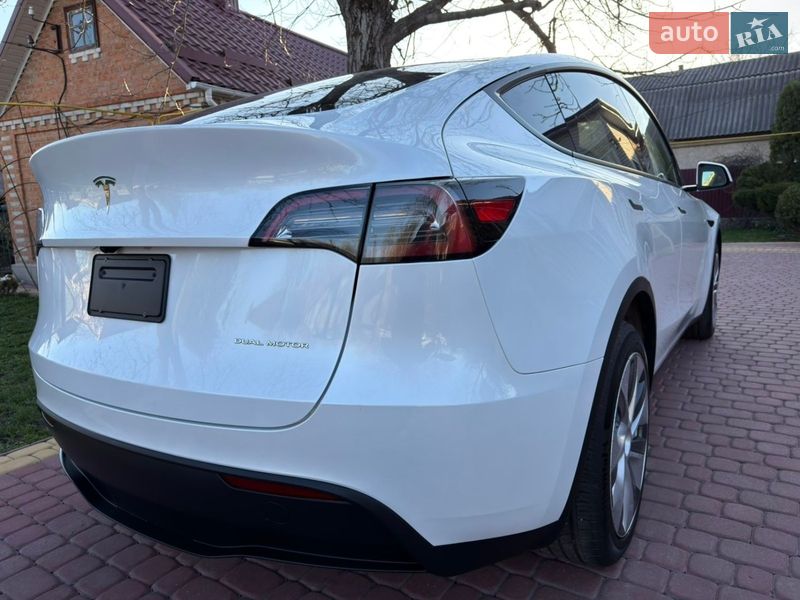 Внедорожник / Кроссовер Tesla Model Y 2023 в Калиновке фото 9 Внедорожник / Кроссовер Tesla Model Y 2023 в Калиновке