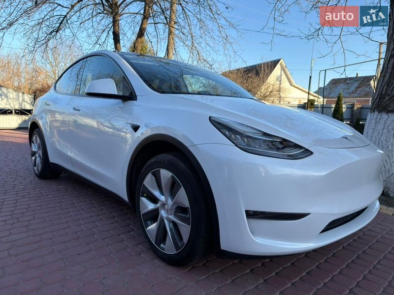 Внедорожник / Кроссовер Tesla Model Y 2023 в Калиновке фото Внедорожник / Кроссовер Tesla Model Y 2023 в Калиновке