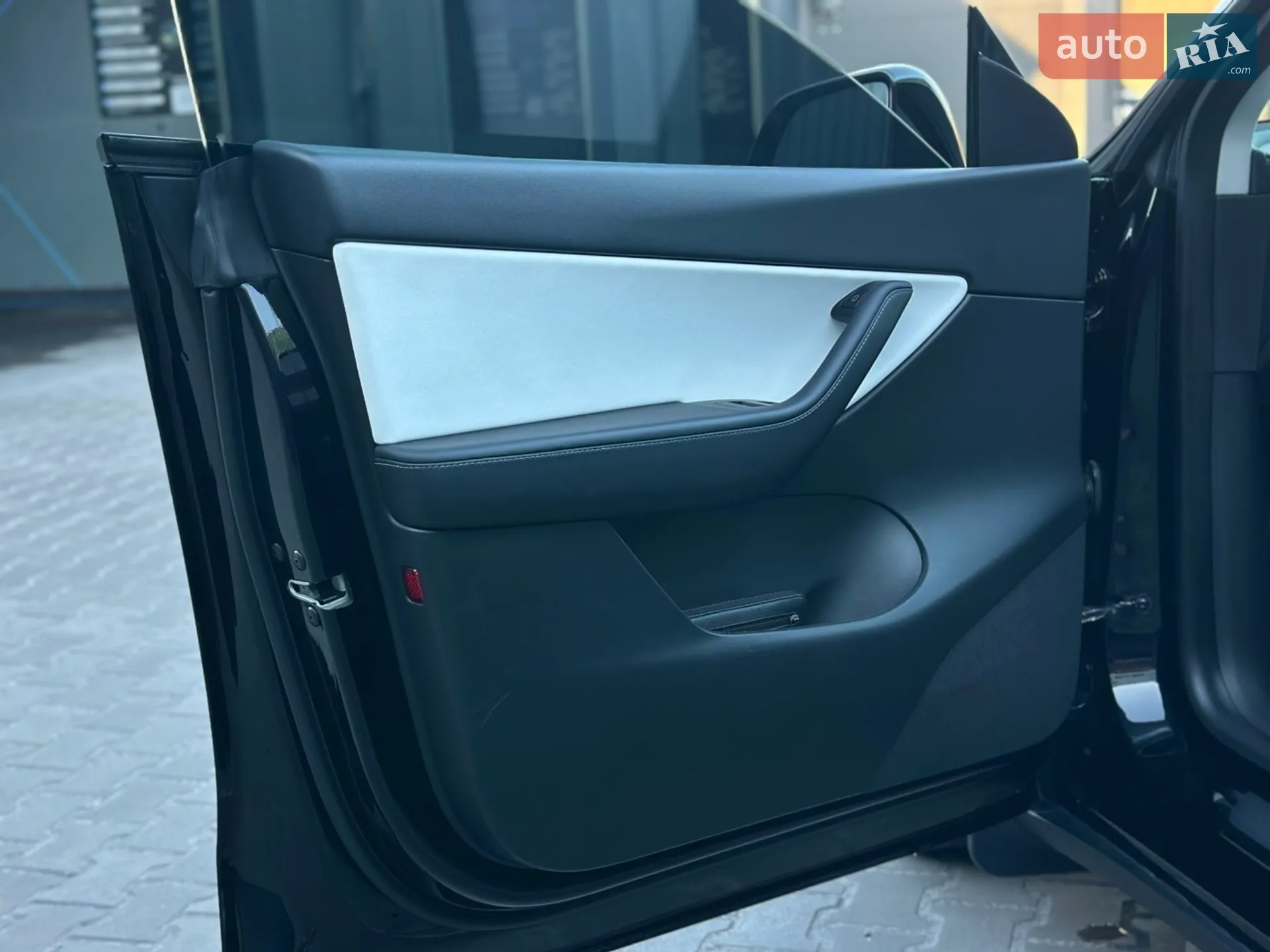 2022 Tesla Model Y - мініатюра 36