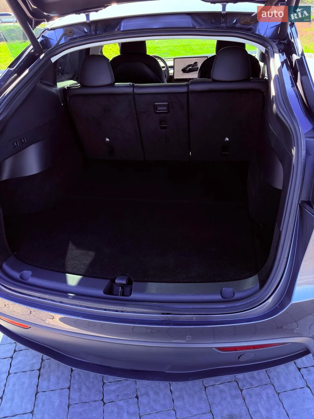 2022 Tesla Model Y - мініатюра 24