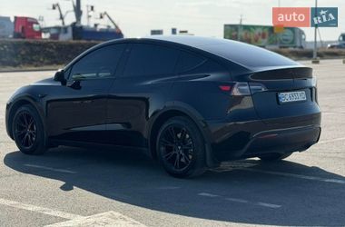 Внедорожник / Кроссовер Tesla Model Y 2023 в Львове