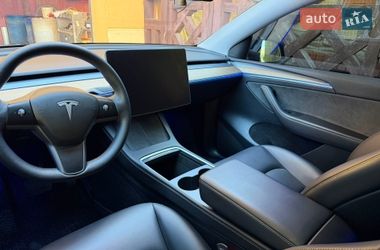 Внедорожник / Кроссовер Tesla Model Y 2023 в Львове