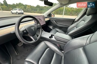 Позашляховик / Кросовер Tesla Model Y 2021 в Києві