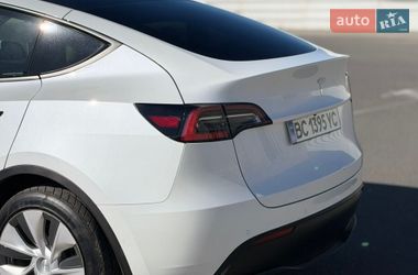 Внедорожник / Кроссовер Tesla Model Y 2021 в Львове