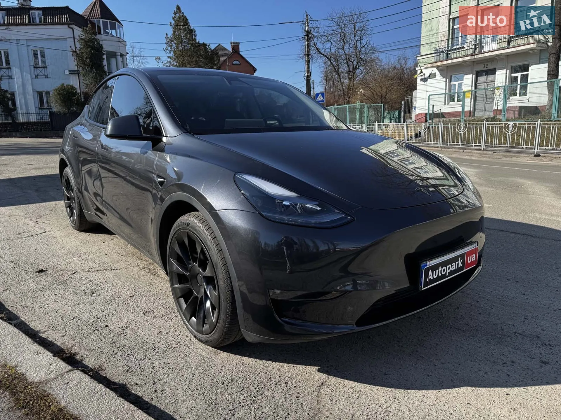2024 Tesla Model Y - мініатюра 3