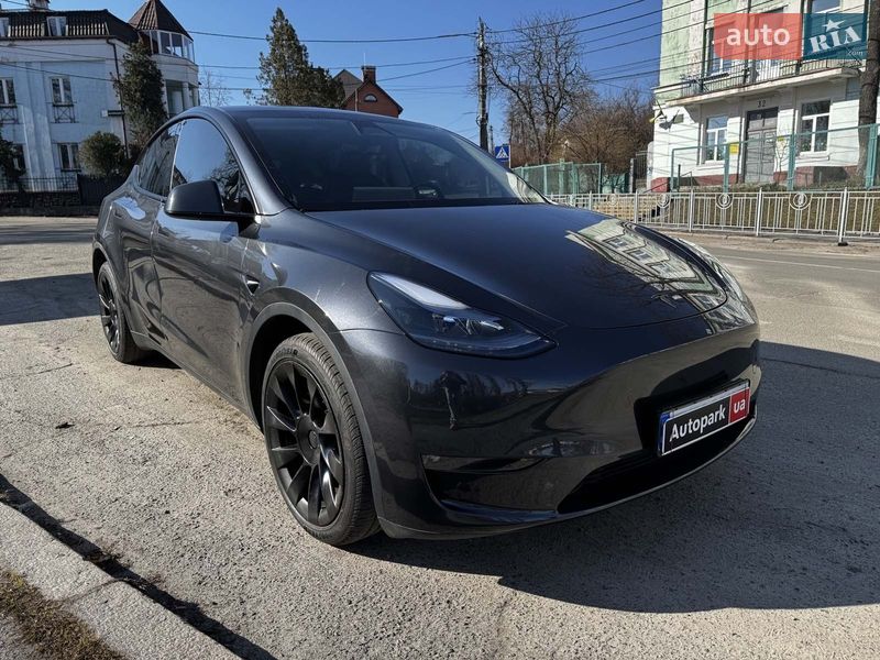 Внедорожник / Кроссовер Tesla Model Y 2024 в Киеве фото 3 Внедорожник / Кроссовер Tesla Model Y 2024 в Киеве