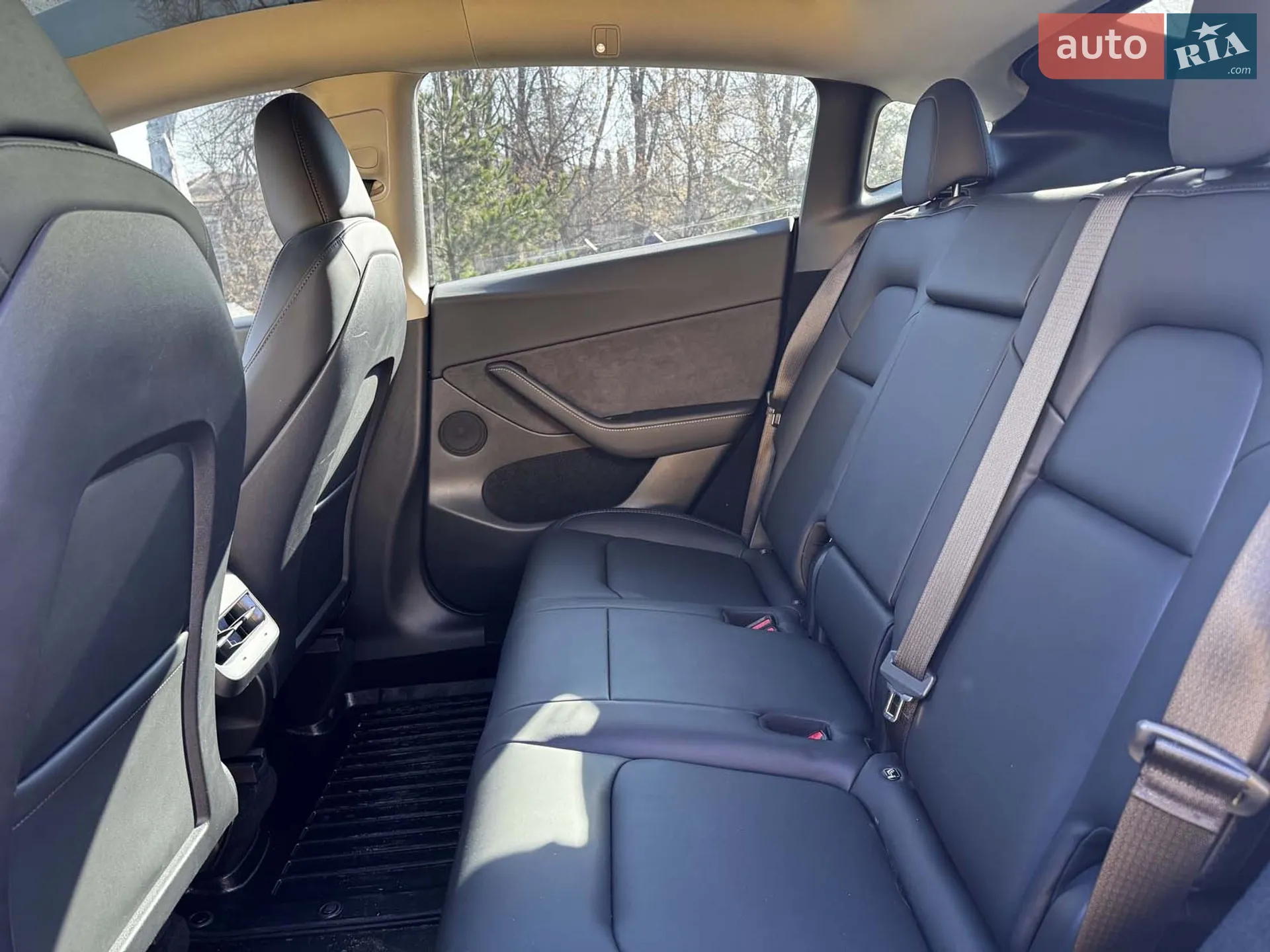 2024 Tesla Model Y - мініатюра 30
