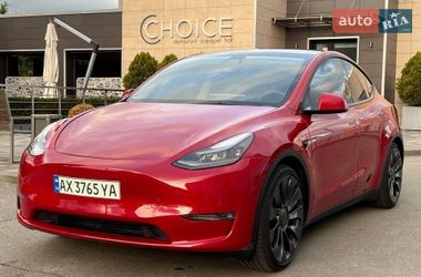 Внедорожник / Кроссовер Tesla Model Y 2023 в Киеве