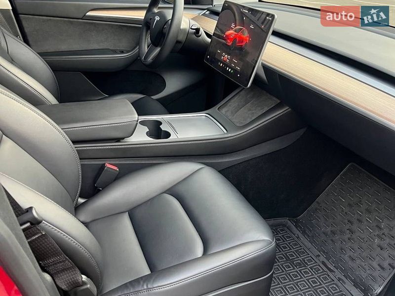 Позашляховик / Кросовер Tesla Model Y 2023 в Києві