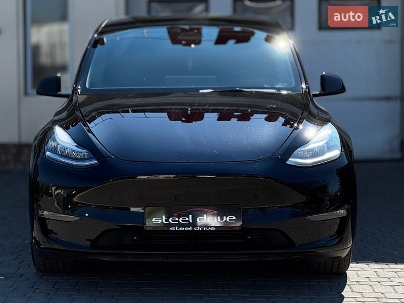 Позашляховик / Кросовер Tesla Model Y 2021 в Миколаєві