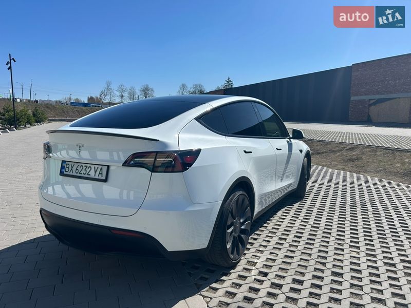 Внедорожник / Кроссовер Tesla Model Y 2022 в Хмельницком