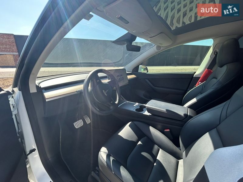 Внедорожник / Кроссовер Tesla Model Y 2022 в Хмельницком