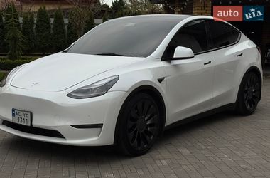 Внедорожник / Кроссовер Tesla Model Y 2022 в Владимире