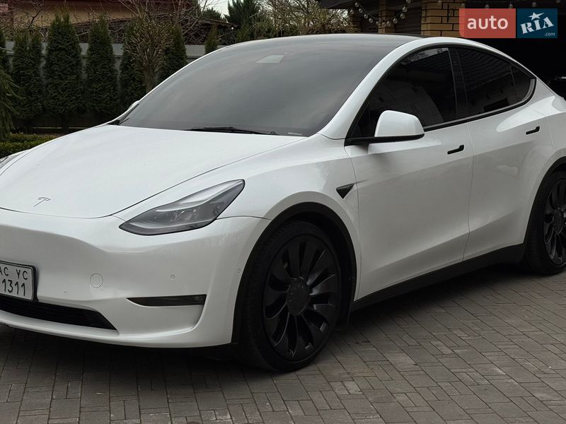 Tesla Model Y 2022