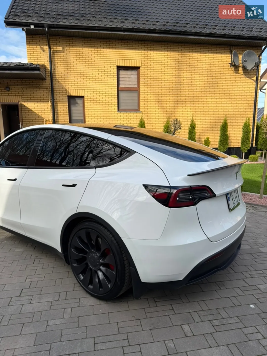 2022 Tesla Model Y - мініатюра 6