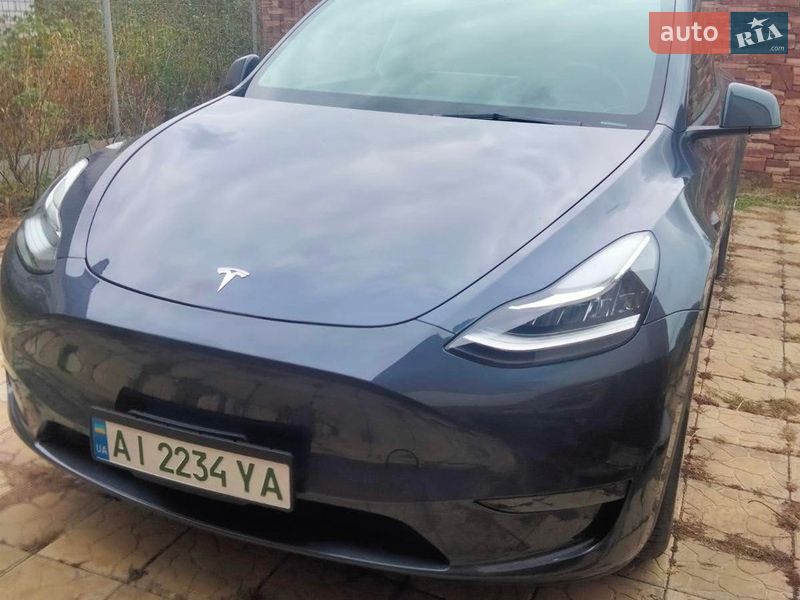 Позашляховик / Кросовер Tesla Model Y 2023 в Переяславі