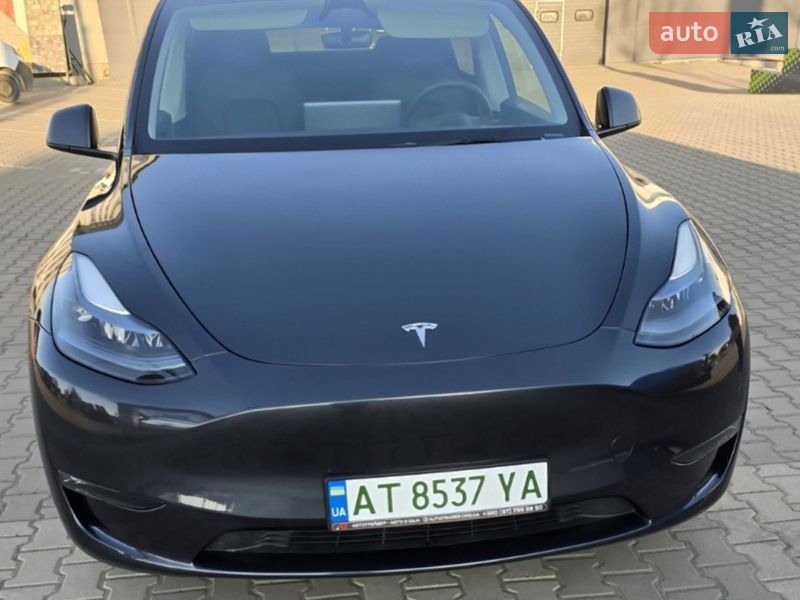 Внедорожник / Кроссовер Tesla Model Y 2024 в Ивано-Франковске